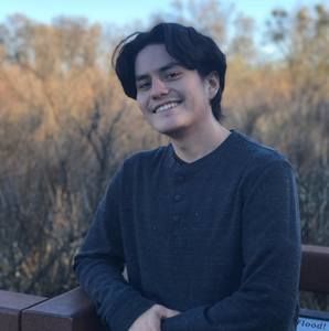 Meet your Posher, Max